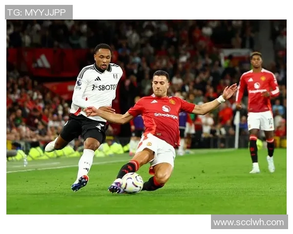 曼联迎战皇家巡游者决战英超赛场展现足球魅力与激情