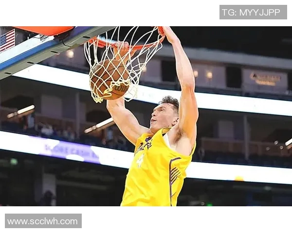 湖人对决热火精彩回顾球星表现与战术分析全解读